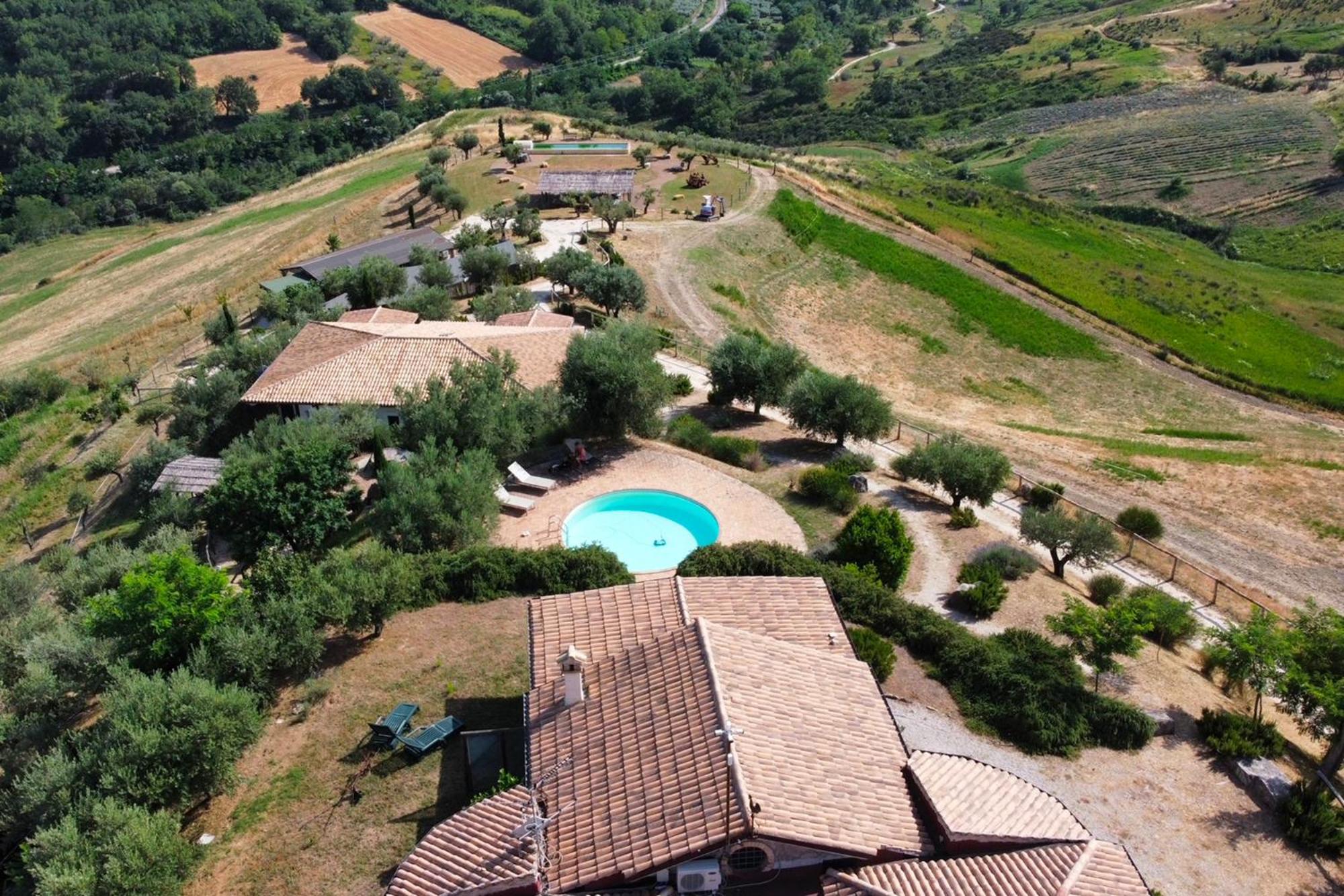 Pietra Pizzuta Country House Torre de' Passeri Esterno foto